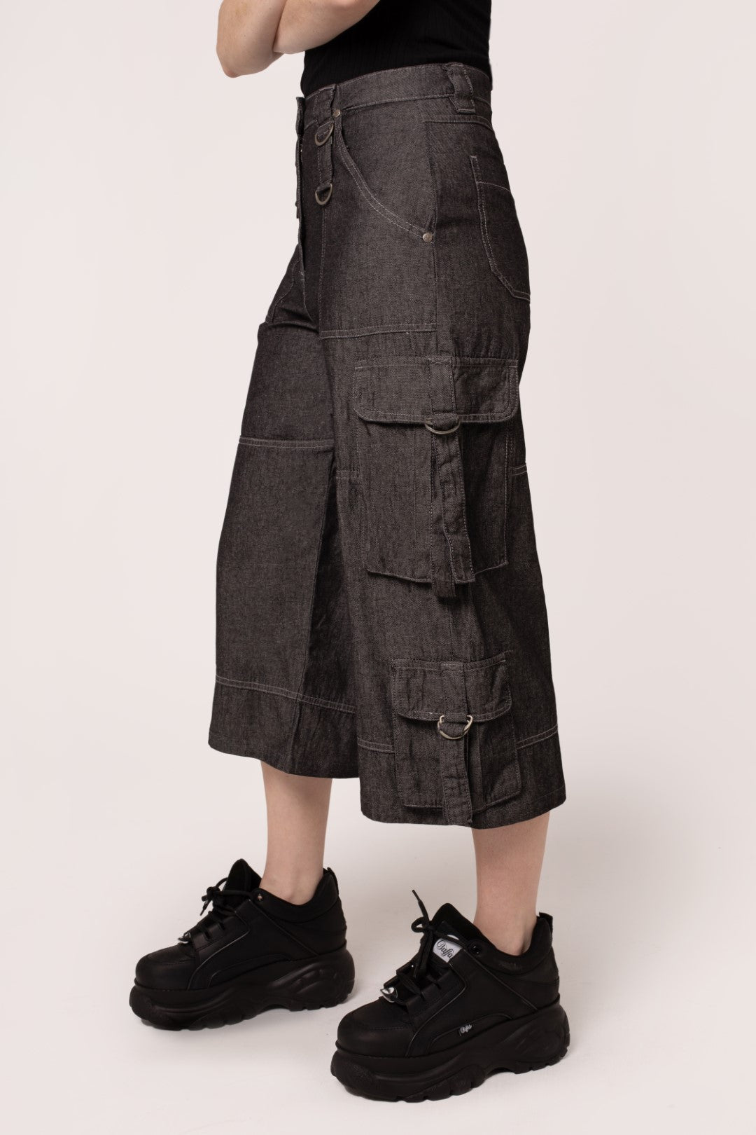 Ash Cropped Jeans